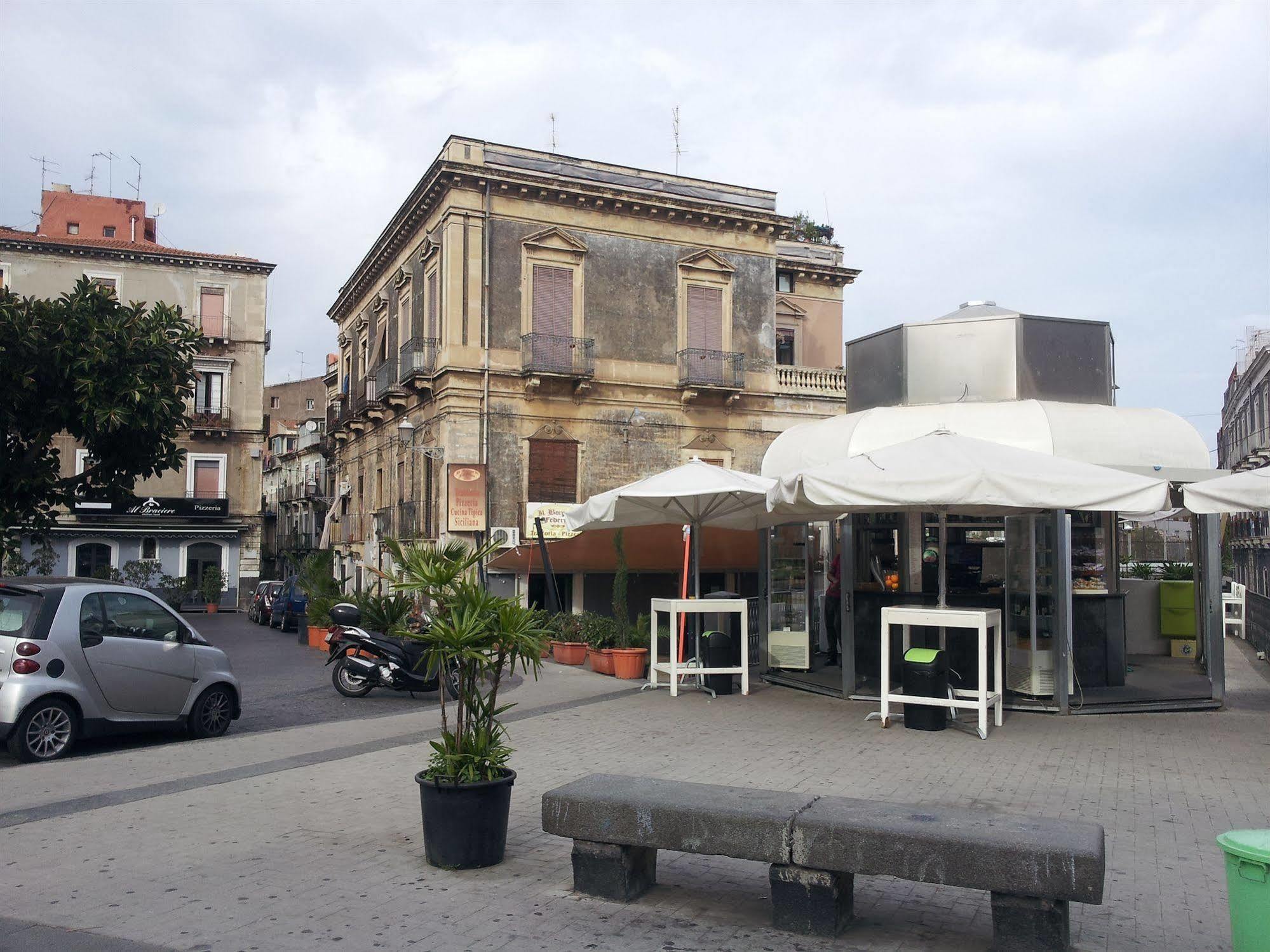 Central Rooms Il Re Catania Ngoại thất bức ảnh