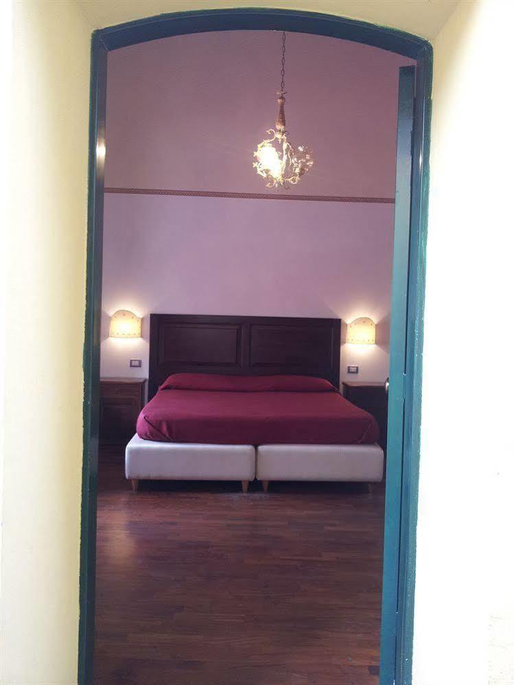 Central Rooms Il Re Catania Ngoại thất bức ảnh