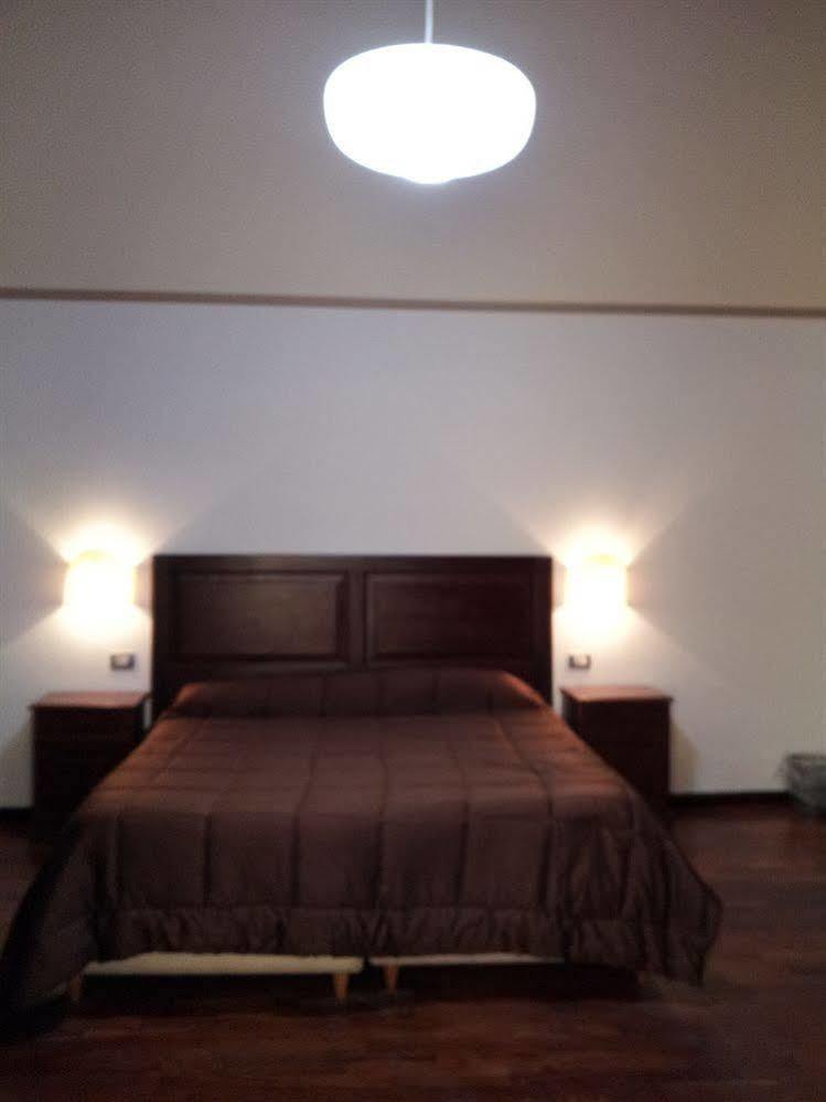 Central Rooms Il Re Catania Ngoại thất bức ảnh